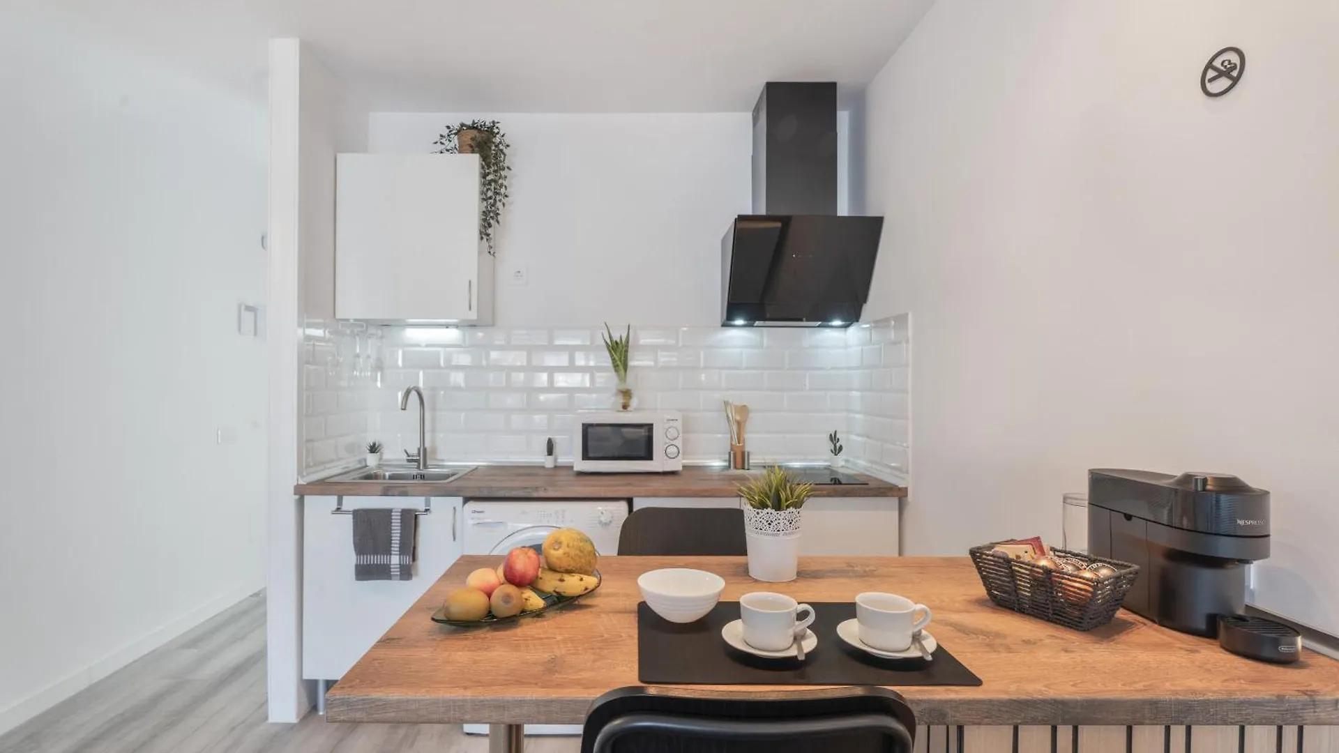דירה Studio With Pool In Arona ספרד