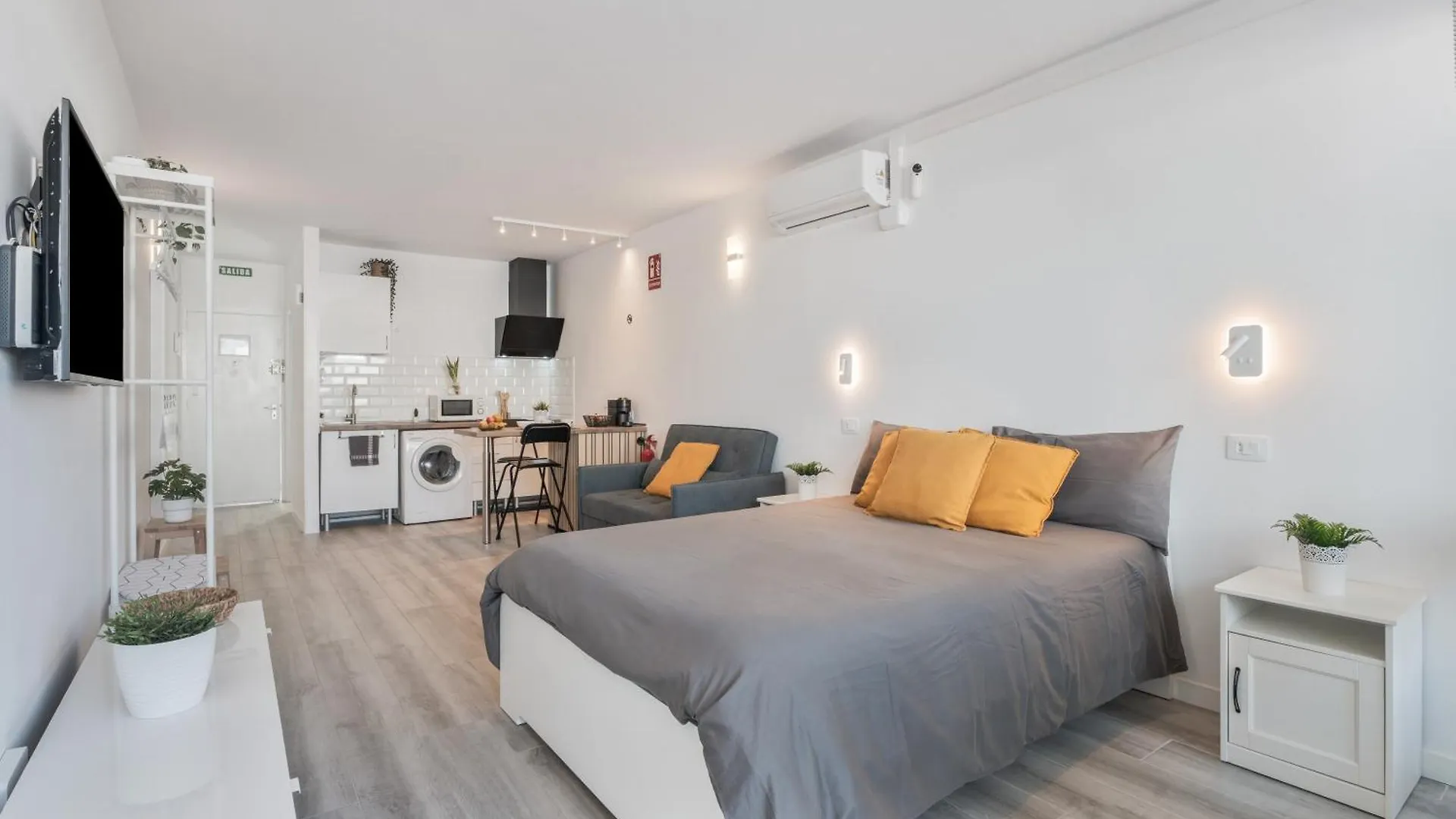 Studio With Pool In Arona 0*, أرونا